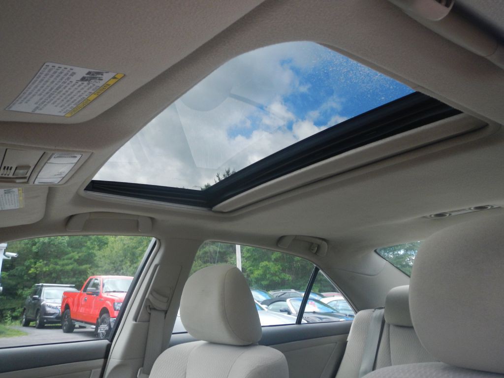 2011 Toyota Camry Image 59