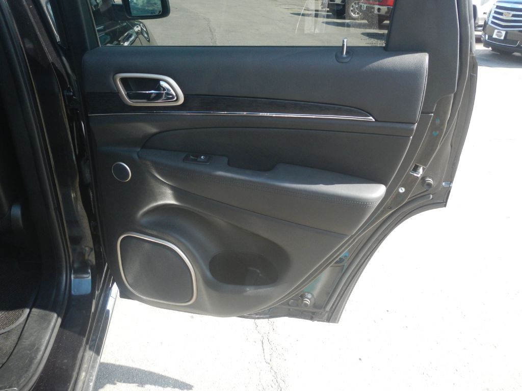 2015 Jeep Grand Cherokee Image 22