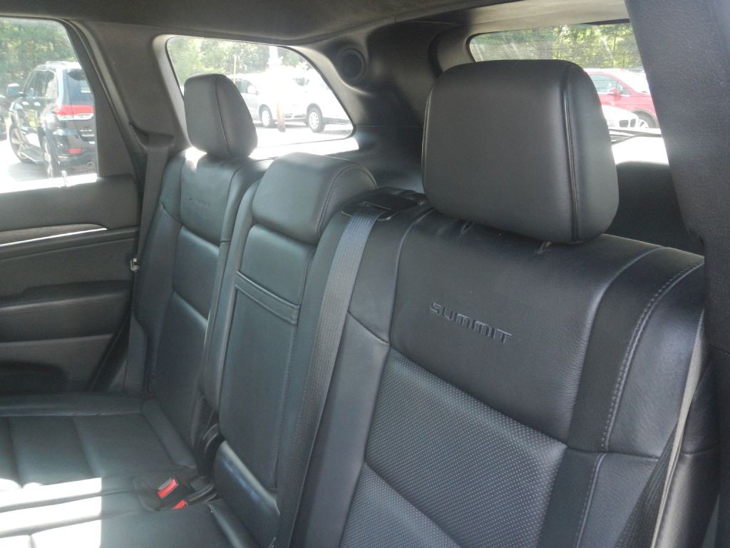 2015 Jeep Grand Cherokee Image 38