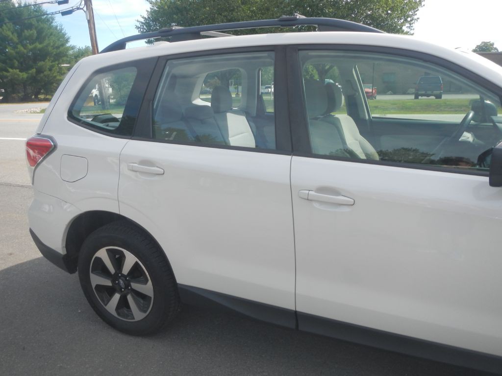 2018 Subaru Forester Image 14