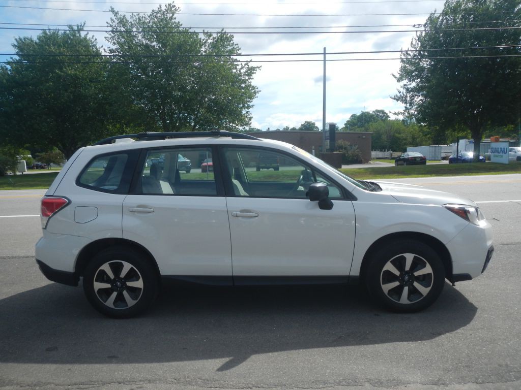 2018 Subaru Forester Image 15