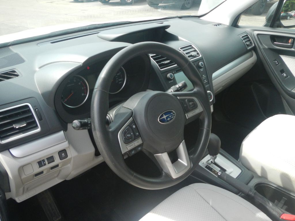 2018 Subaru Forester Image 50