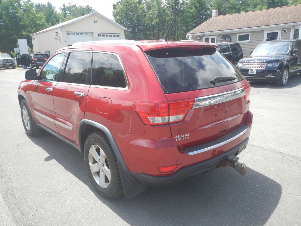 2011 Jeep Grand Cherokee Image 7