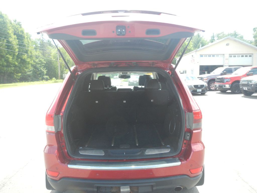2011 Jeep Grand Cherokee Image 33