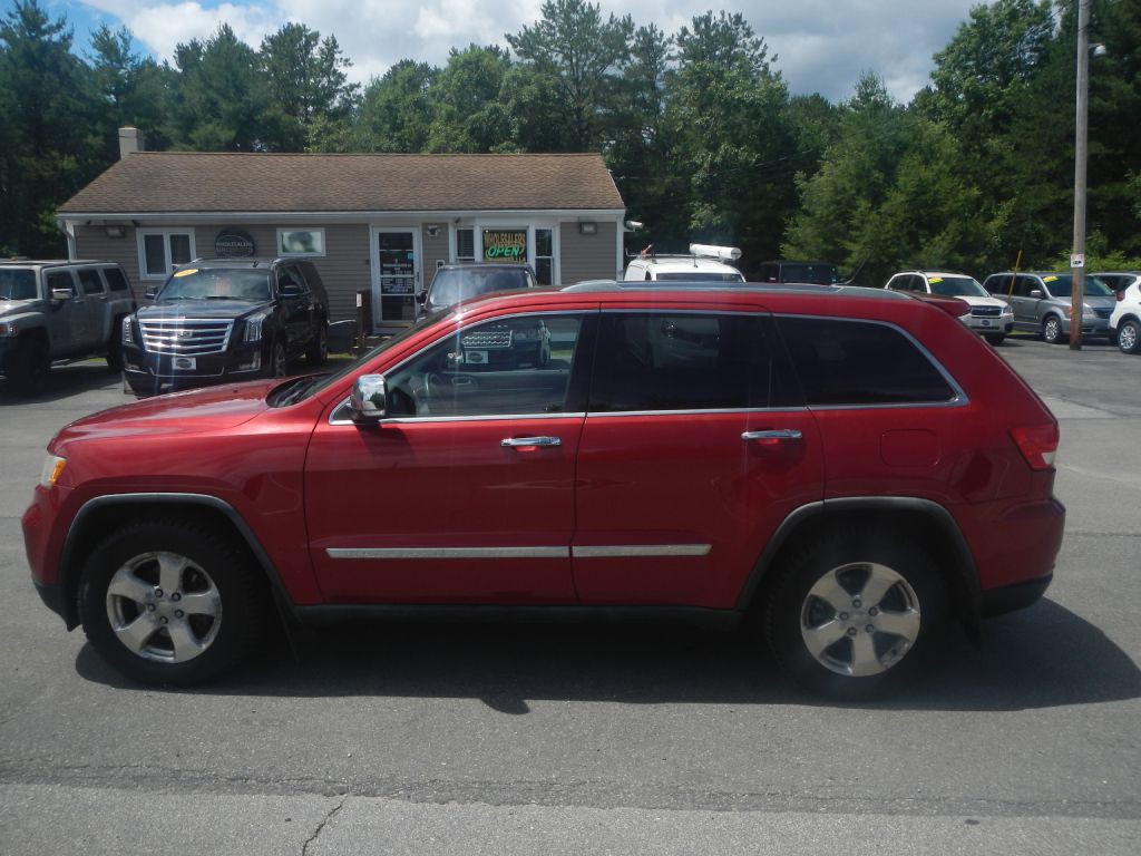 2011 Jeep Grand Cherokee Image 38