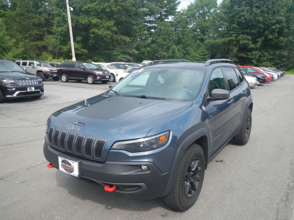 2019 Jeep Cherokee Image 2
