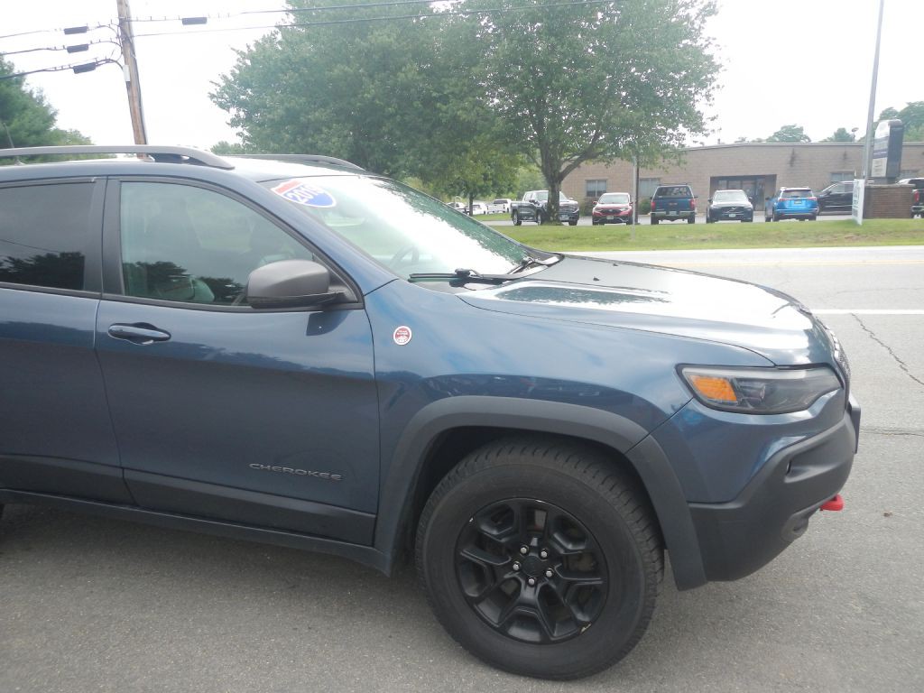 2019 Jeep Cherokee Image 12