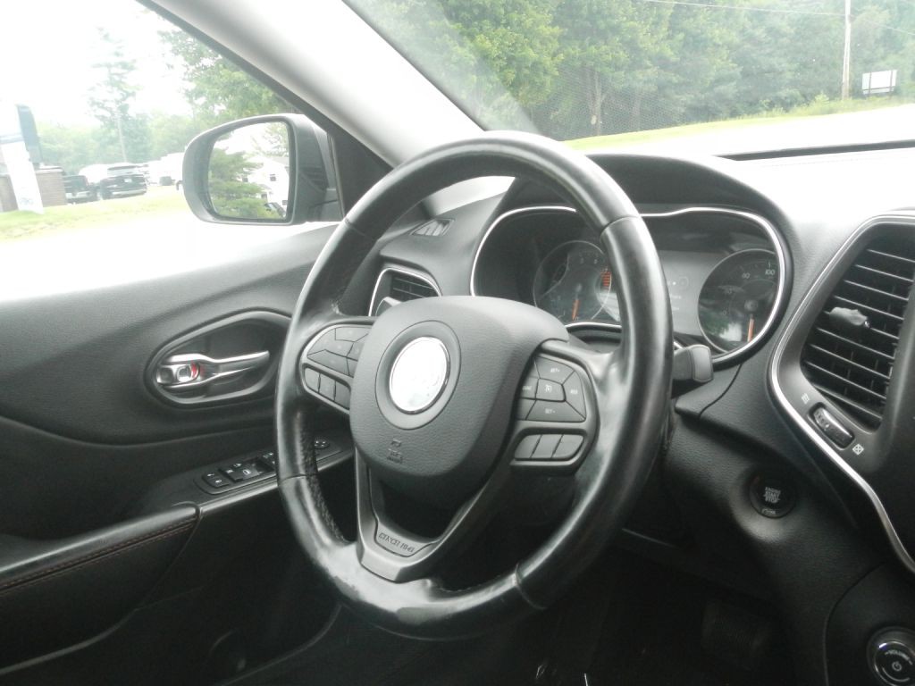 2019 Jeep Cherokee Image 21