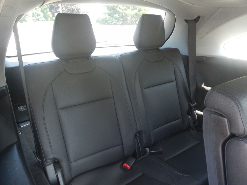 2017 Acura MDX Image 33