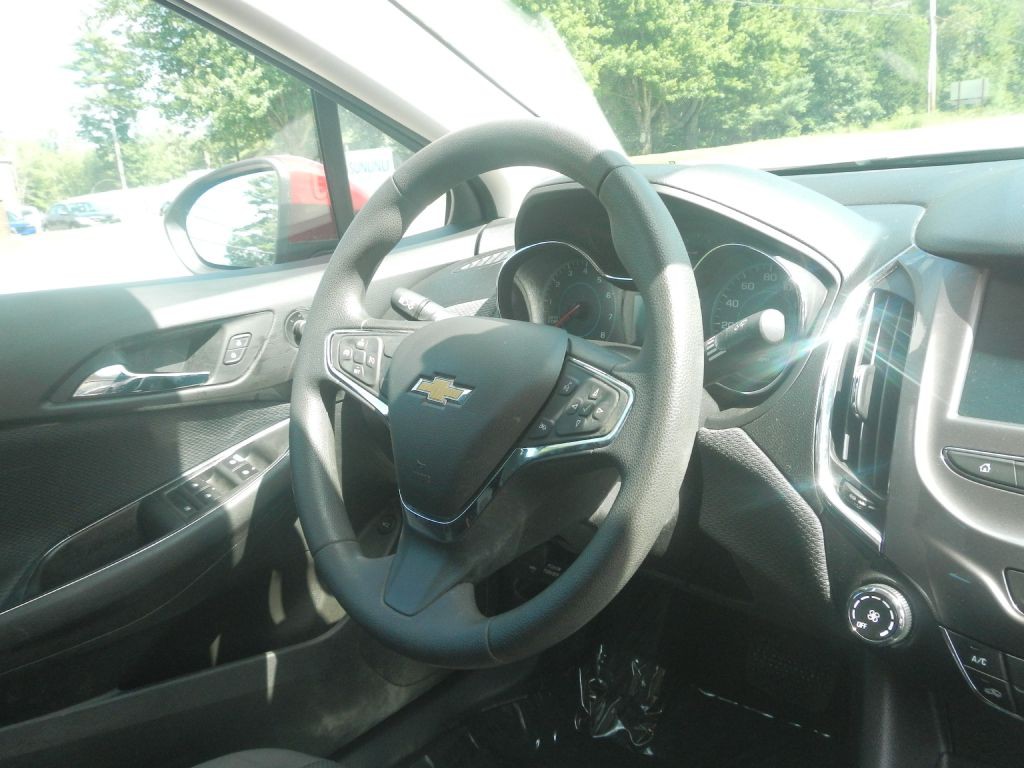 2017 Chevrolet Cruze Image 21