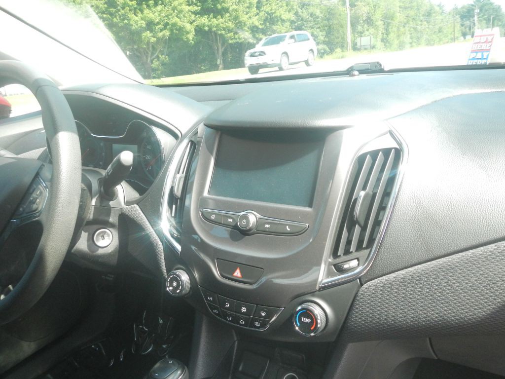 2017 Chevrolet Cruze Image 22