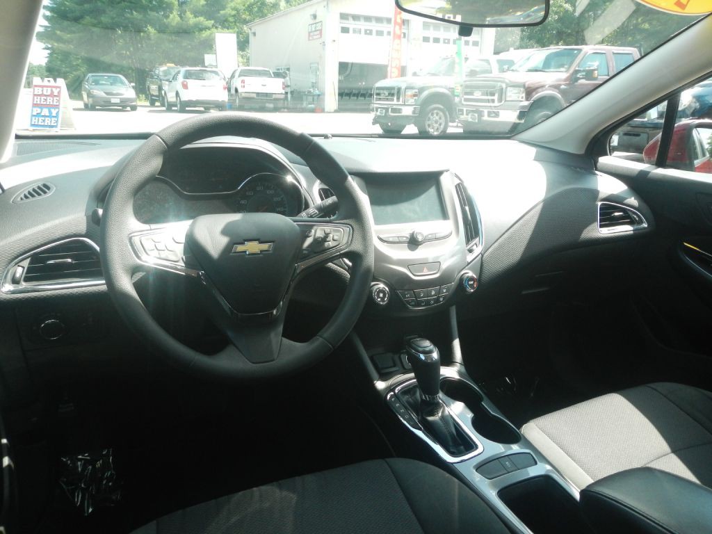 2017 Chevrolet Cruze Image 46