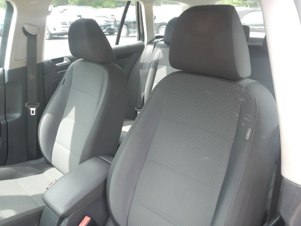 2014 Volkswagen Jetta Image 3