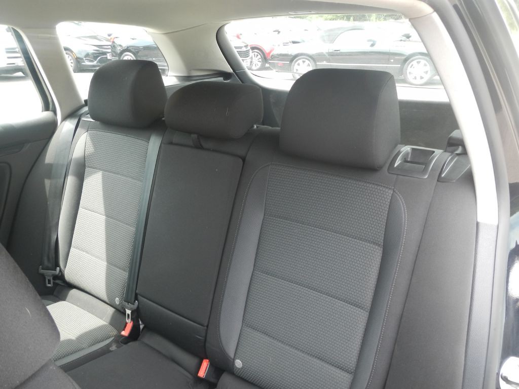 2014 Volkswagen Jetta Image 4