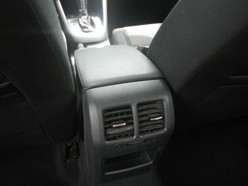 2014 Volkswagen Jetta Image 29