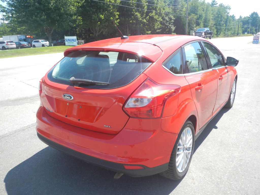 2012 Ford Focus Image 6