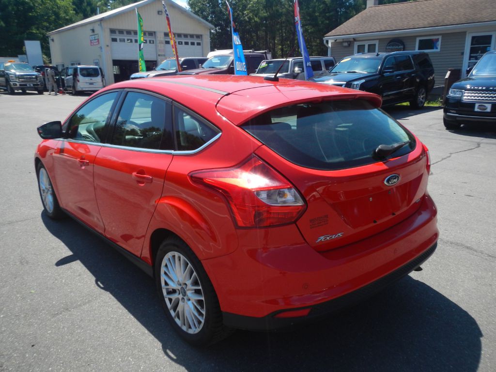 2012 Ford Focus Image 7