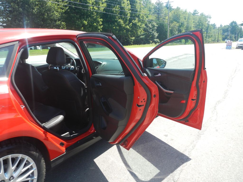 2012 Ford Focus Image 15