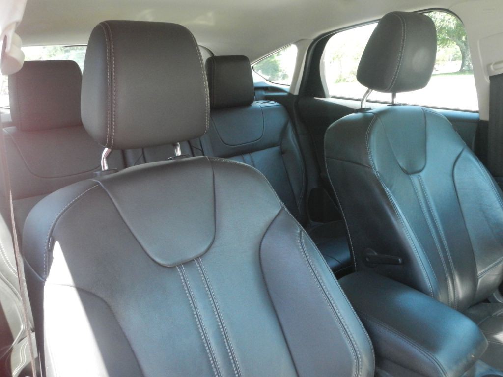 2012 Ford Focus Image 18