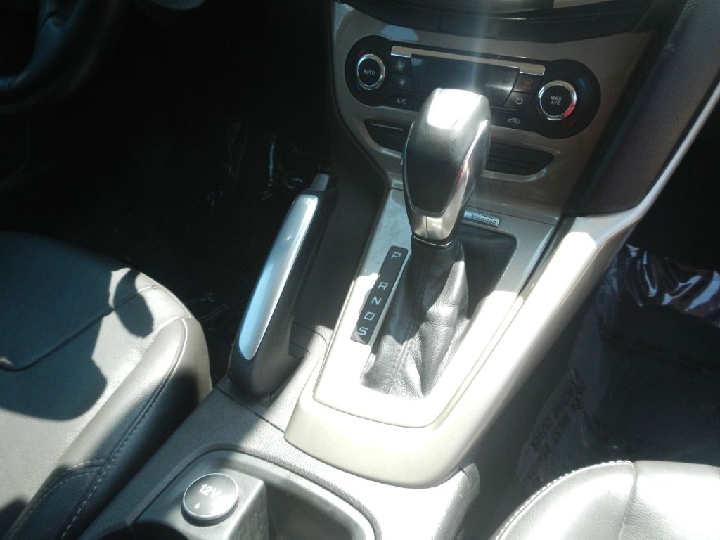 2012 Ford Focus Image 22