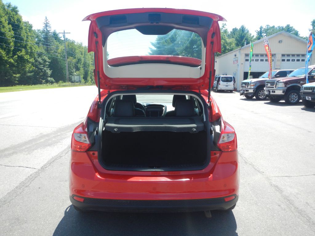 2012 Ford Focus Image 32