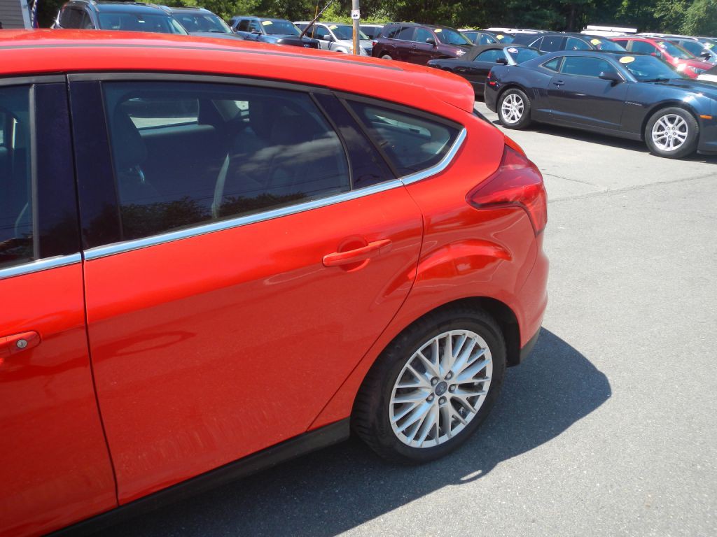 2012 Ford Focus Image 35
