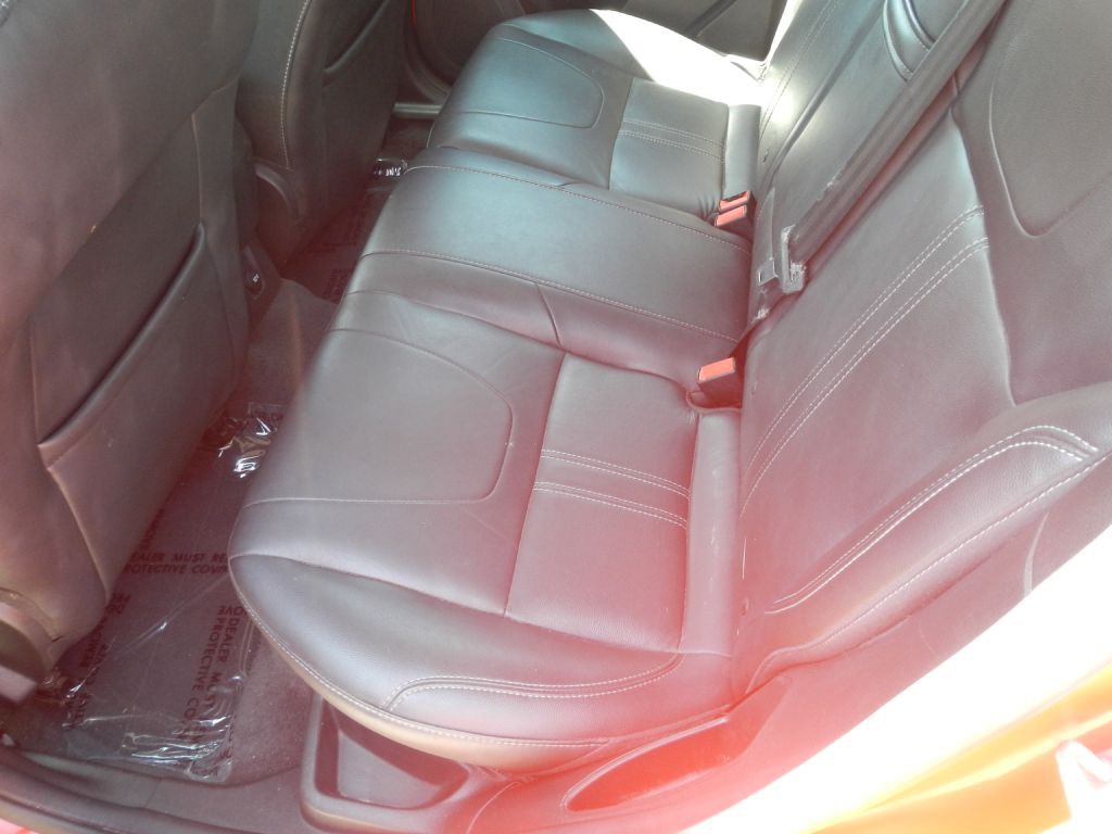 2012 Ford Focus Image 38