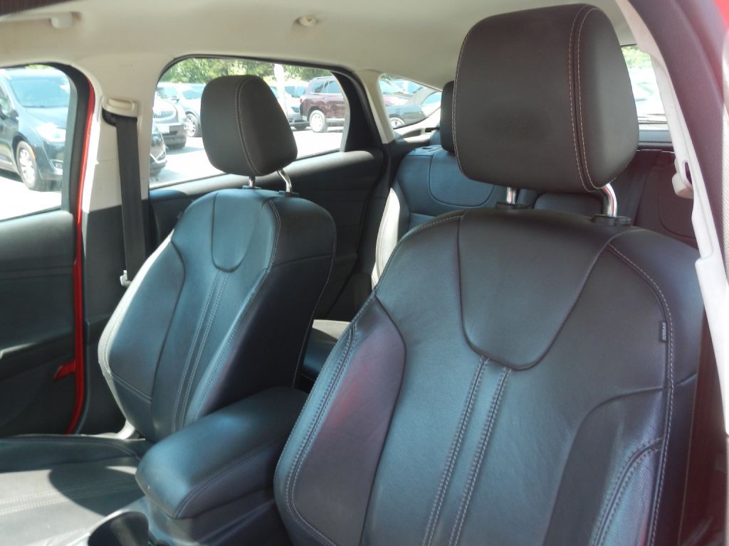 2012 Ford Focus Image 44