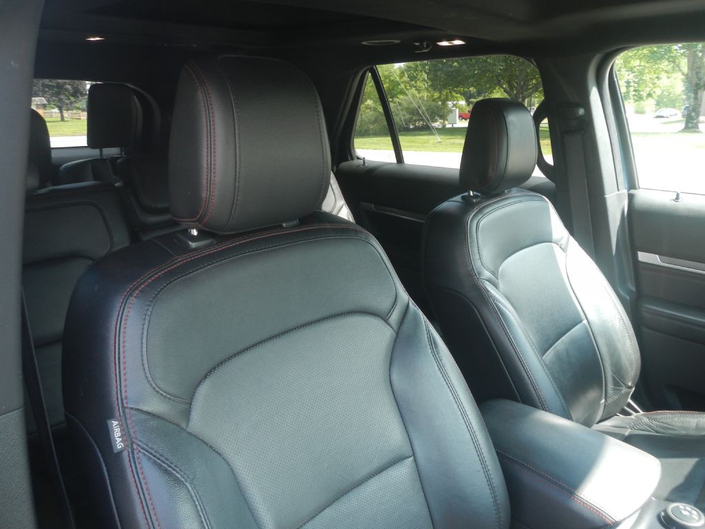 2018 Ford Explorer Image 4