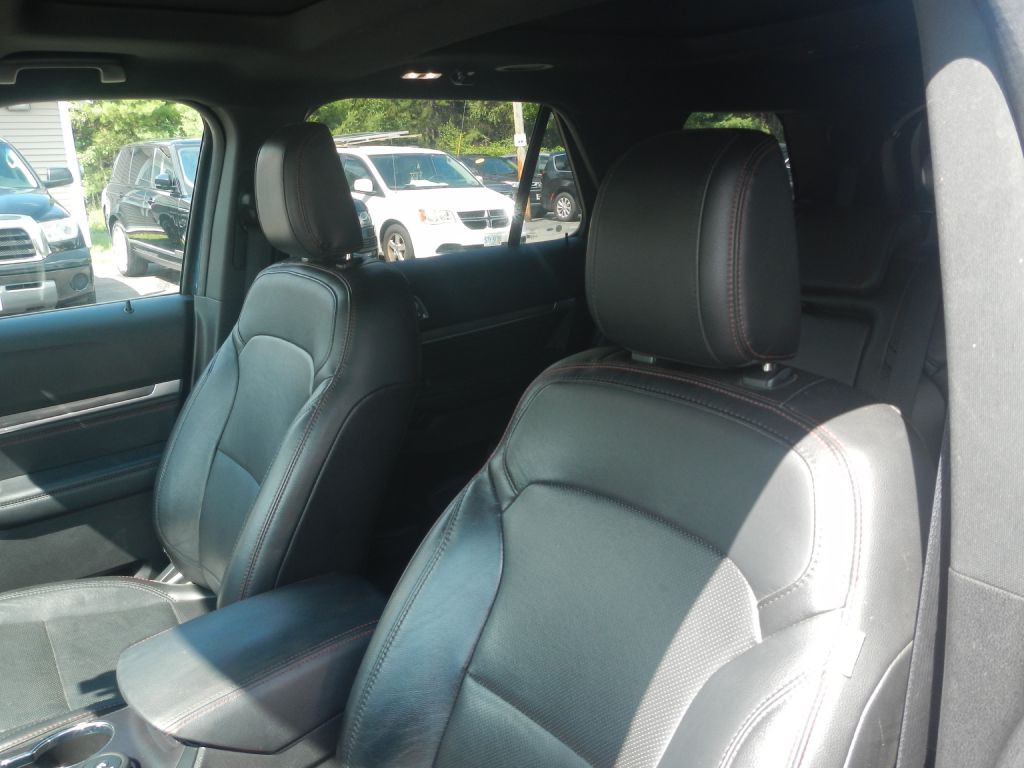 2018 Ford Explorer Image 12