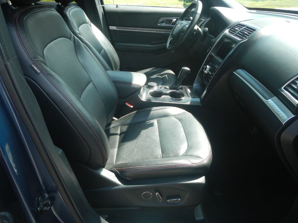 2018 Ford Explorer Image 22