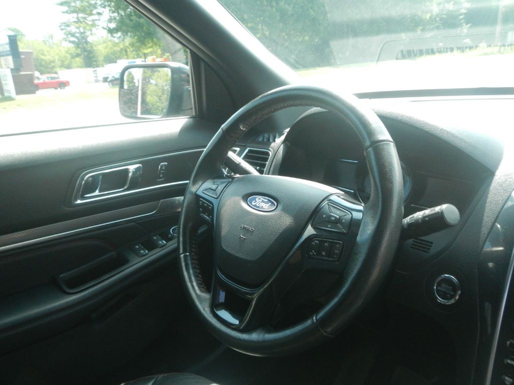 2018 Ford Explorer Image 25