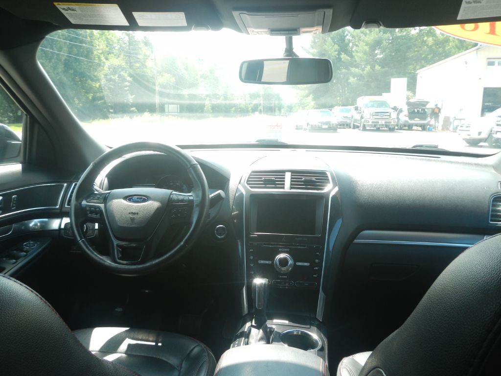 2018 Ford Explorer Image 33