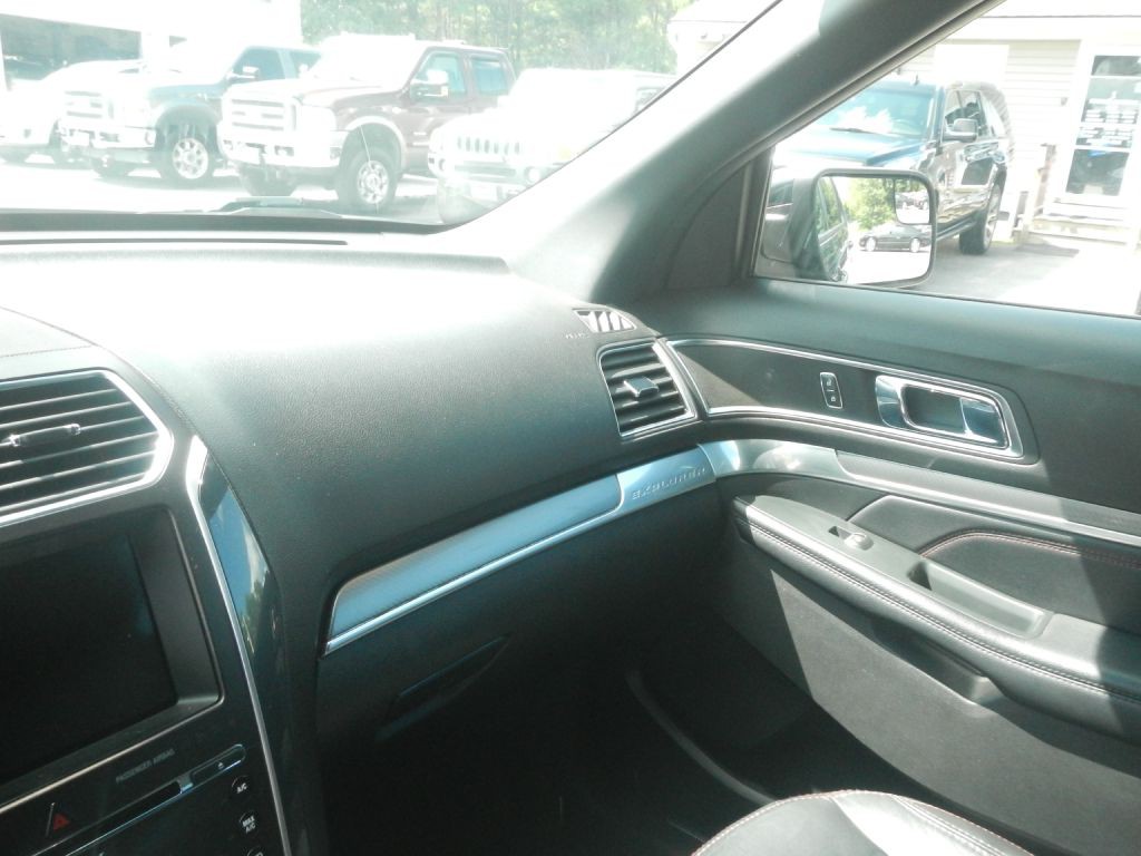 2018 Ford Explorer Image 57