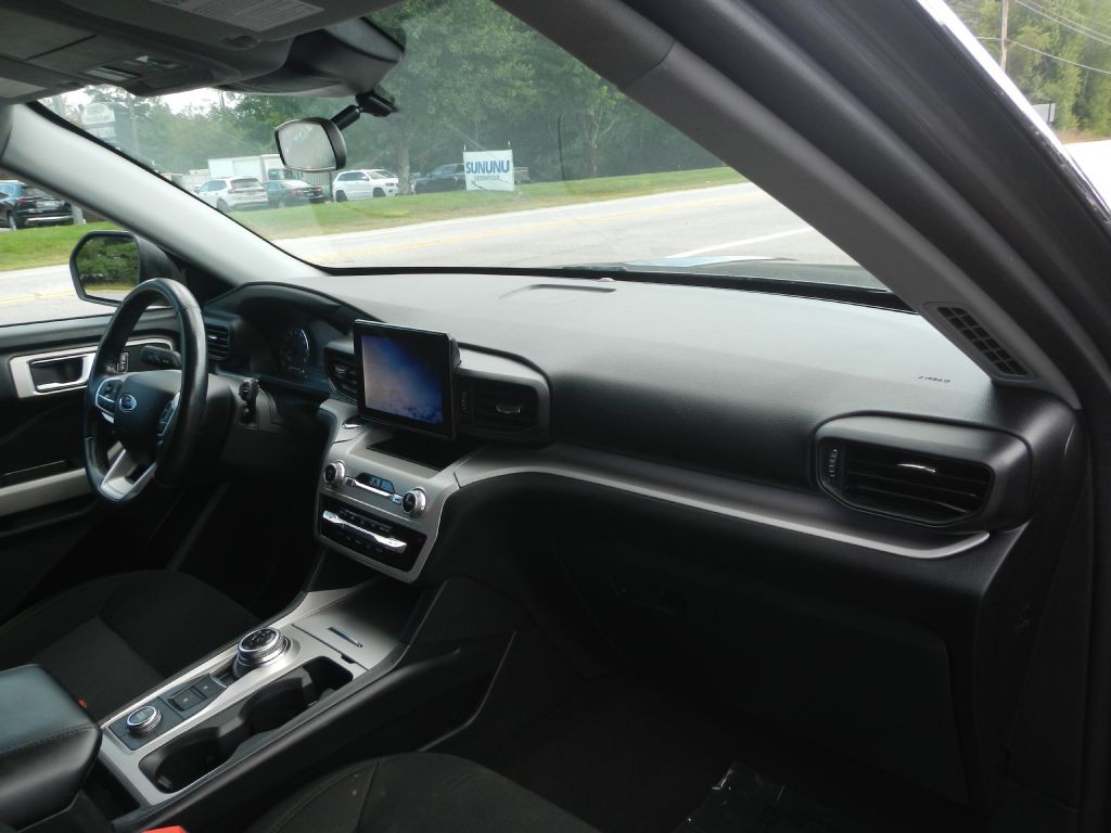 2023 Ford Explorer Image 4