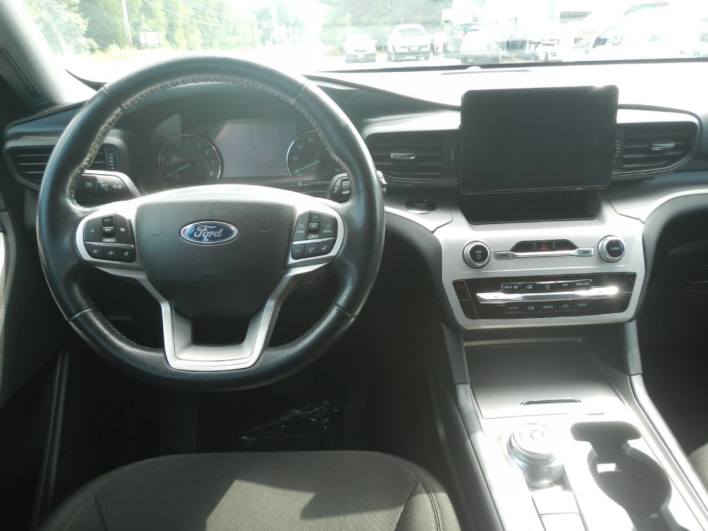 2023 Ford Explorer Image 45