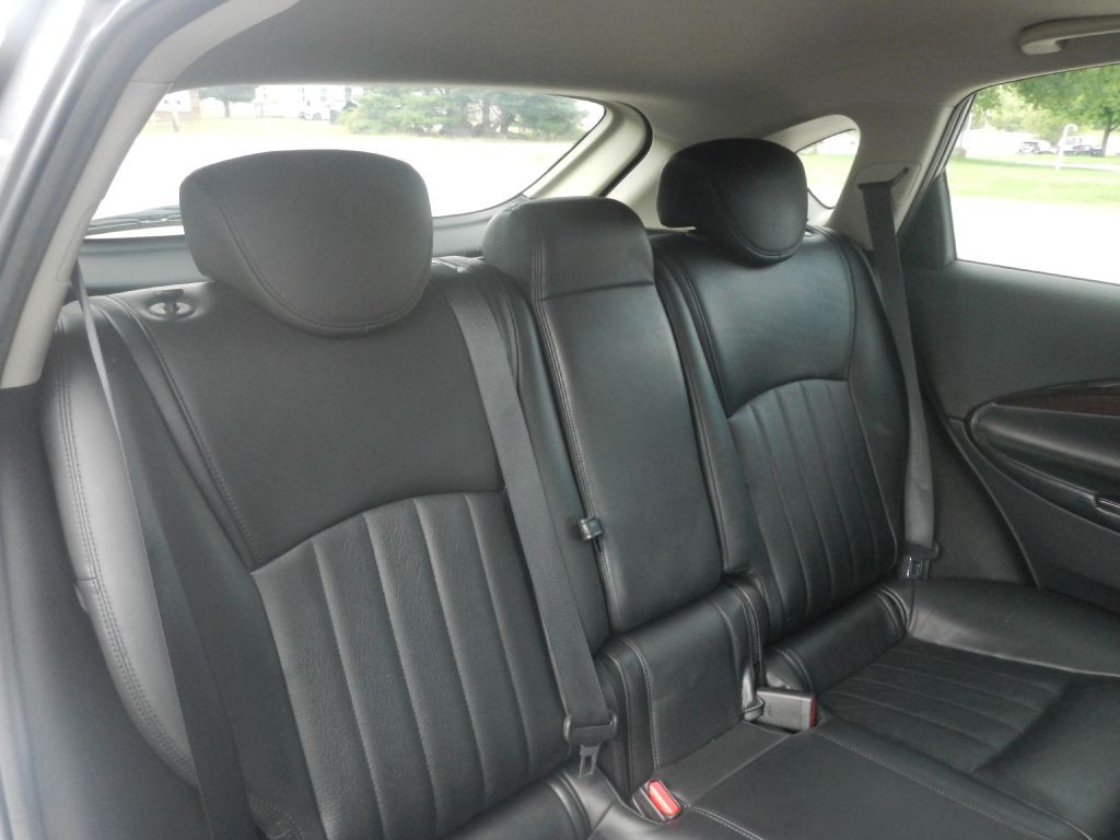 2016 INFINITI QX50 Image 5