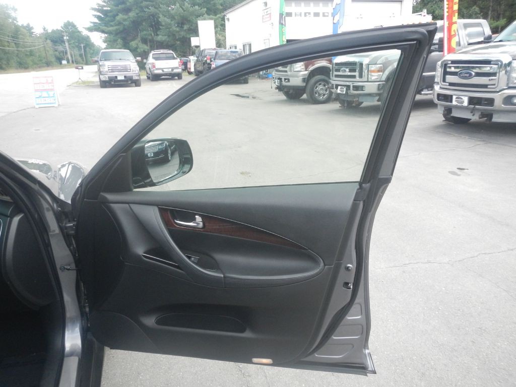 2016 INFINITI QX50 Image 17