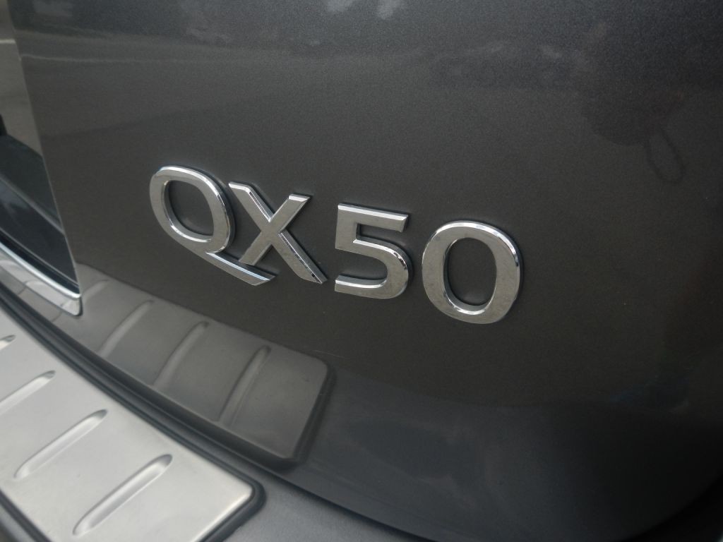 2016 INFINITI QX50 Image 33