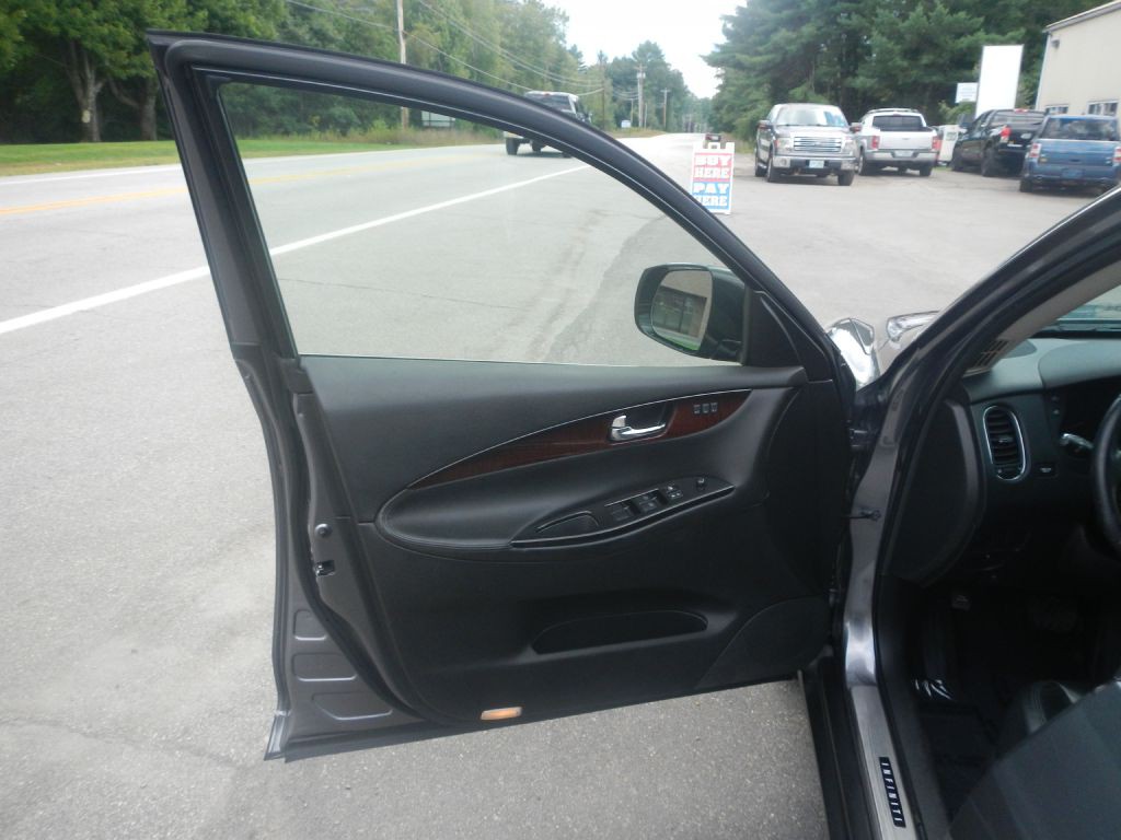 2016 INFINITI QX50 Image 47