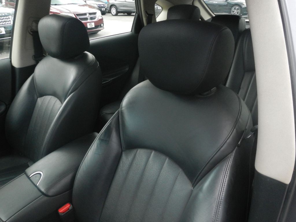 2016 INFINITI QX50 Image 50