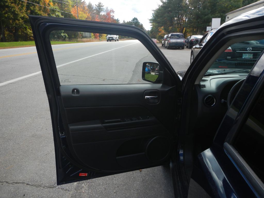 2015 Jeep Patriot Image 48