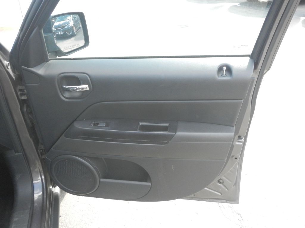 2016 Jeep Patriot Image 18