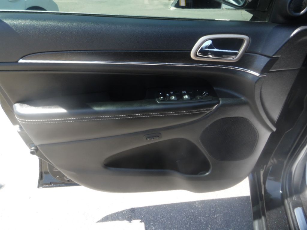 2015 Jeep Grand Cherokee Image 8