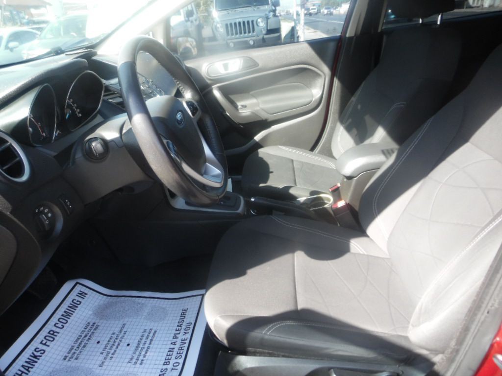 2015 Ford Fiesta Image 7