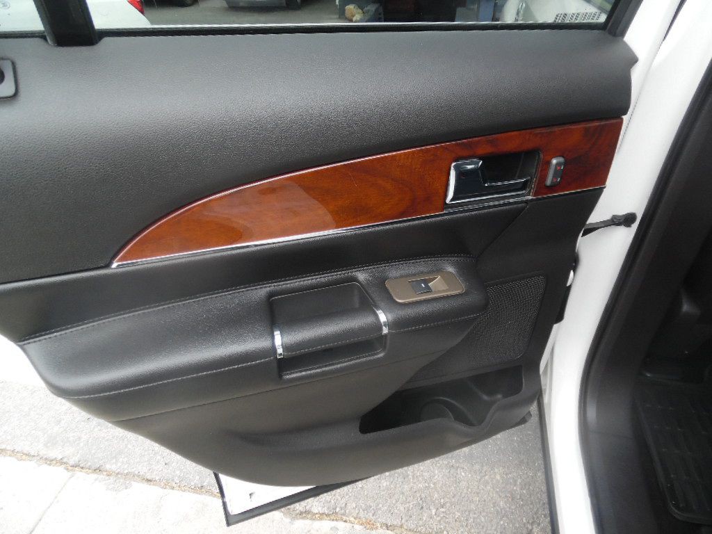 2012 Lincoln MKX Image 10