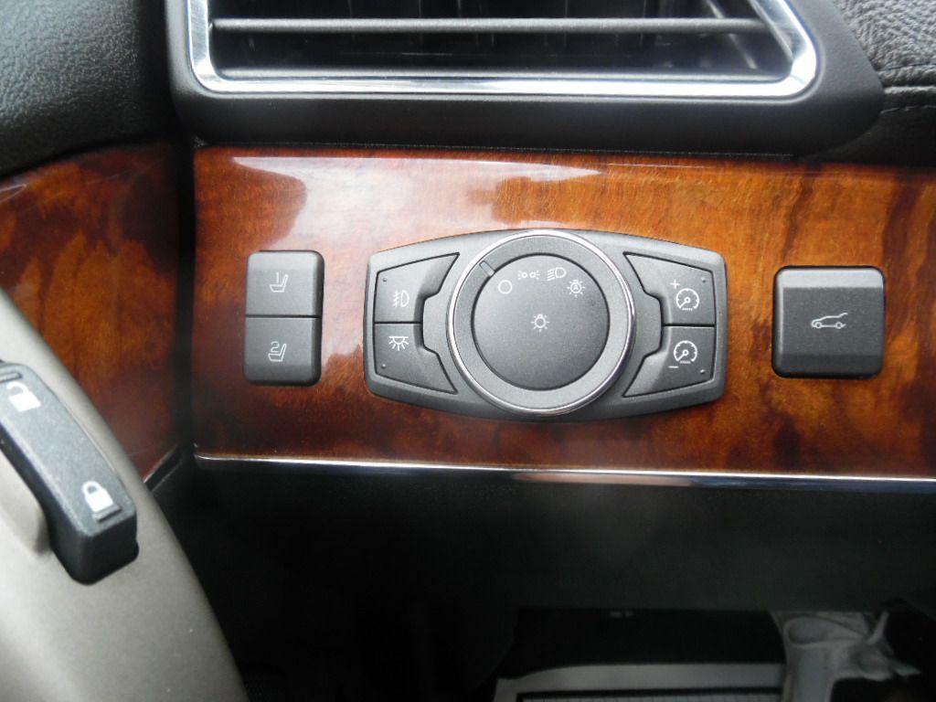 2012 Lincoln MKX Image 20