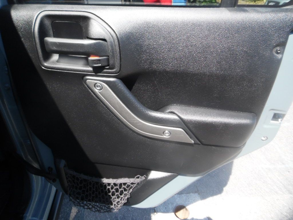 2015 Jeep Wrangler Unlimited Image 15