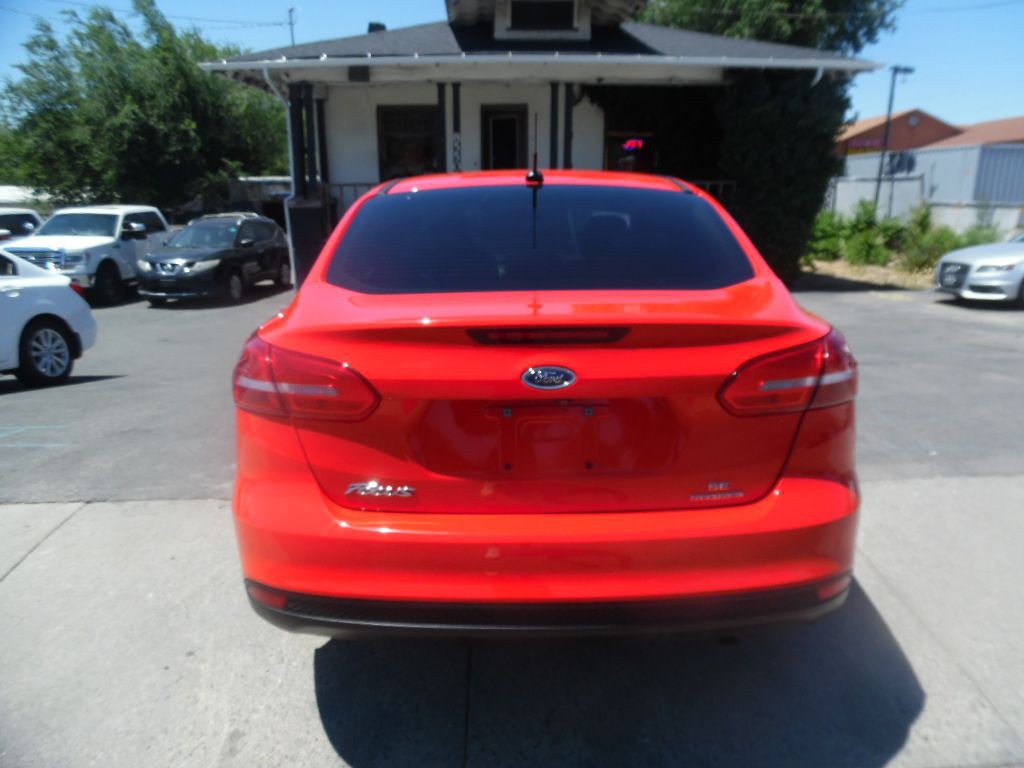 2016 Ford Focus Image 6
