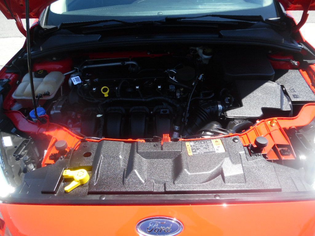 2016 Ford Focus Image 19